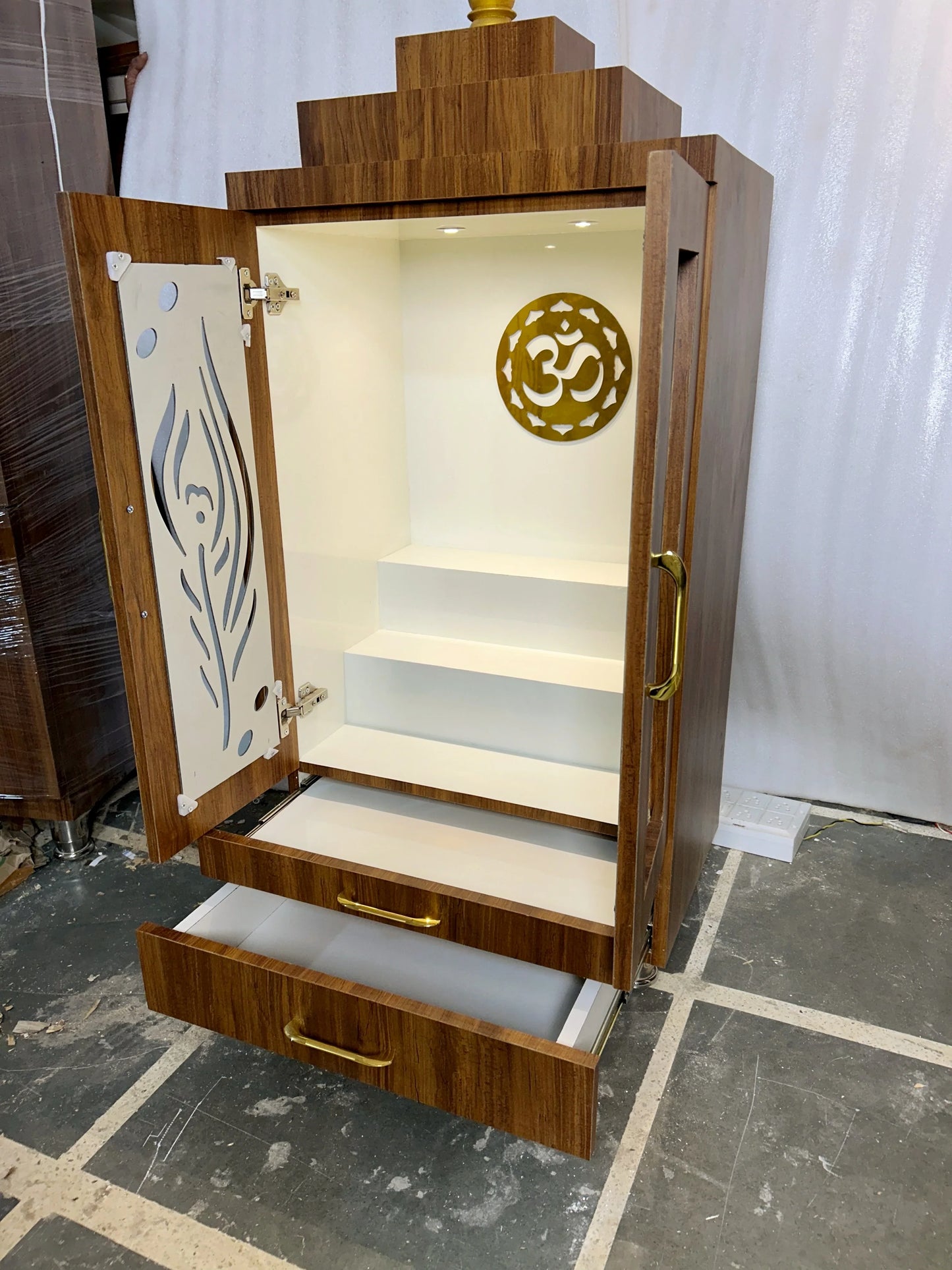 ARTOFINDIA Elegant Brown & White Designer Wooden Mandir (OM) With Chowki & Mor Pankh Doors For Home/ Designer Temple